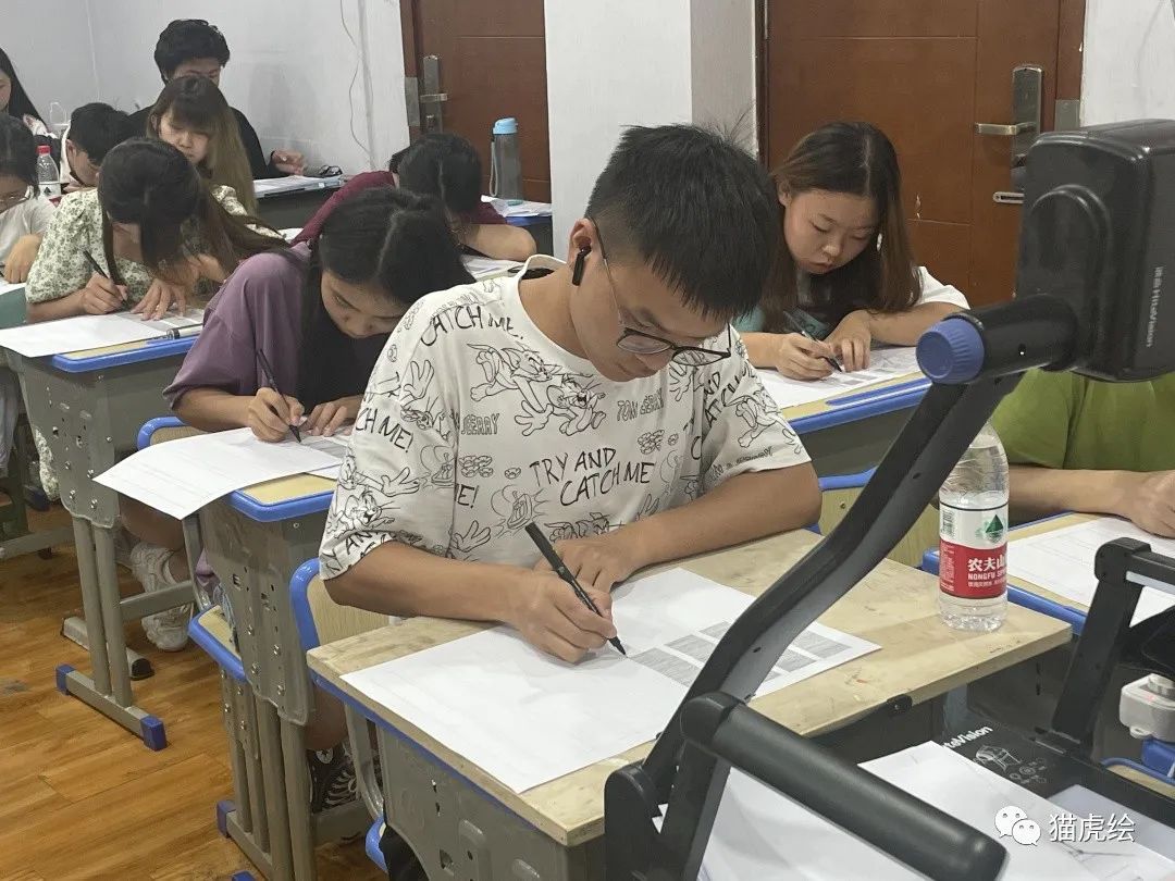 鐚檸缁樼敾,鐚檸鎵嬬粯