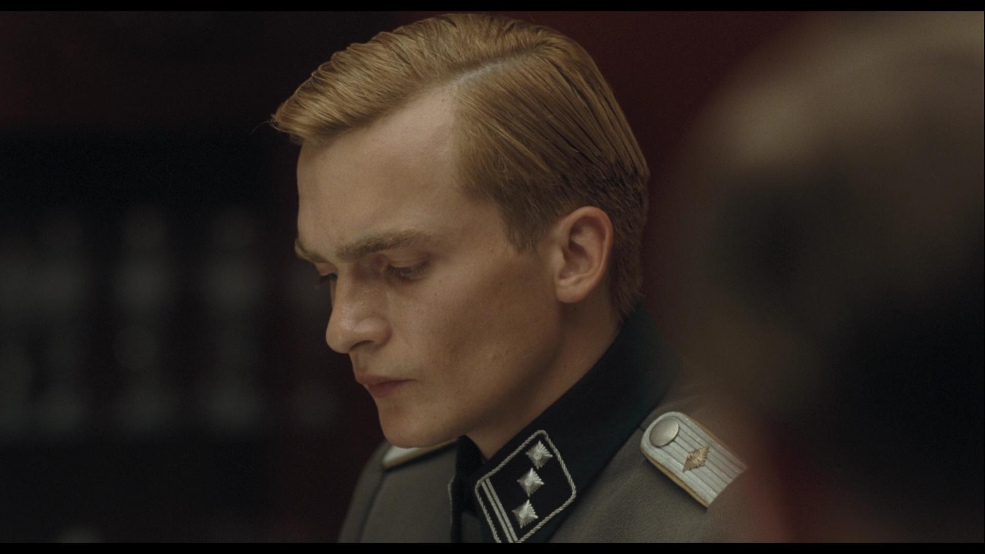 二战纪录片德军杀害犹太人,德国二战杀犹太人电影场面