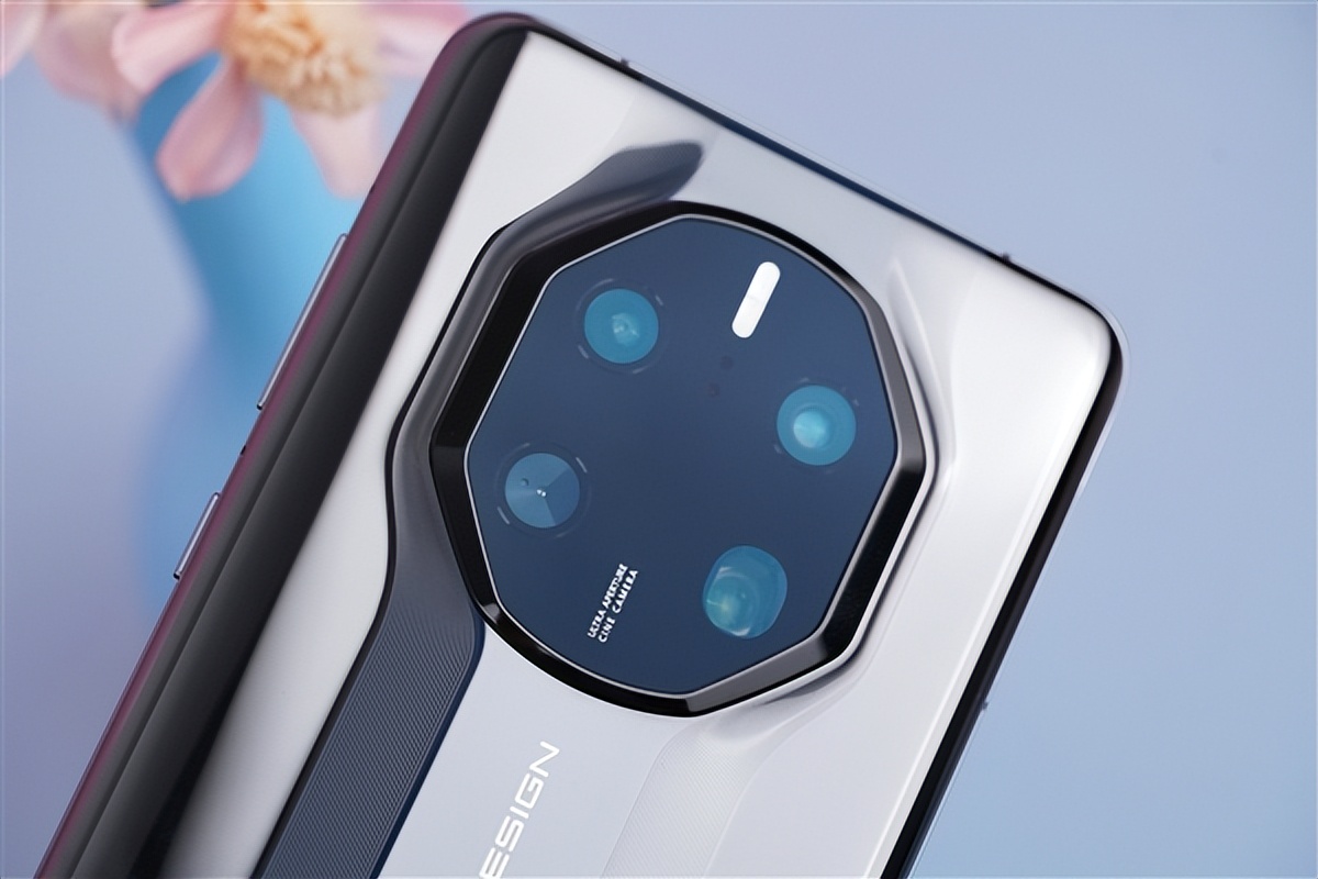 华为mate50保时捷现在还值得买吗,华为mate50保时捷降价规律