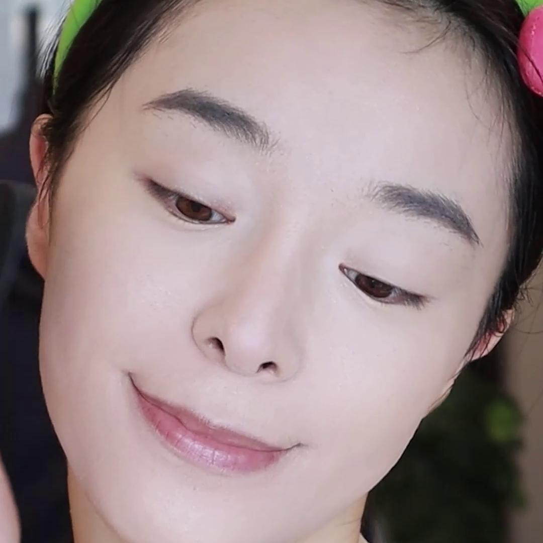 和臭臭一起化妆卸妆,臭臭和小宝沉浸式化妆