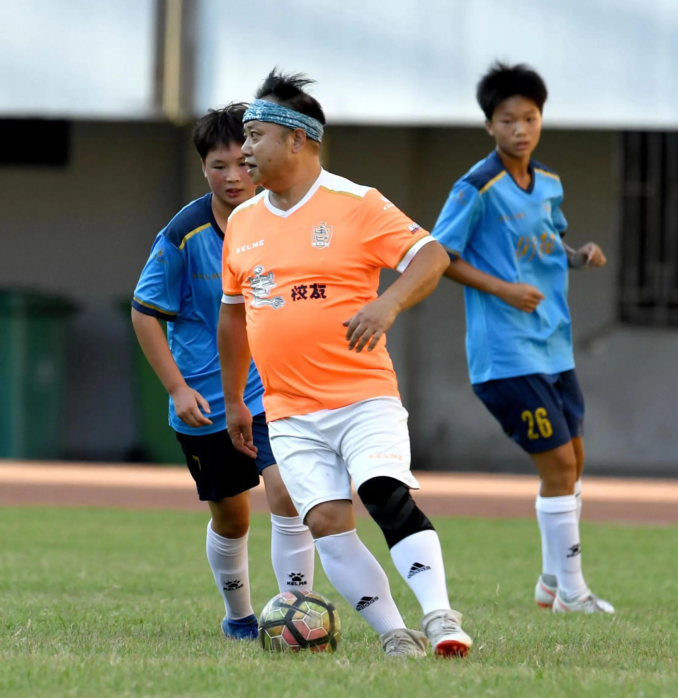 长沙老校友队上周末应邀约战衡阳女足本周末切磋岳阳女足