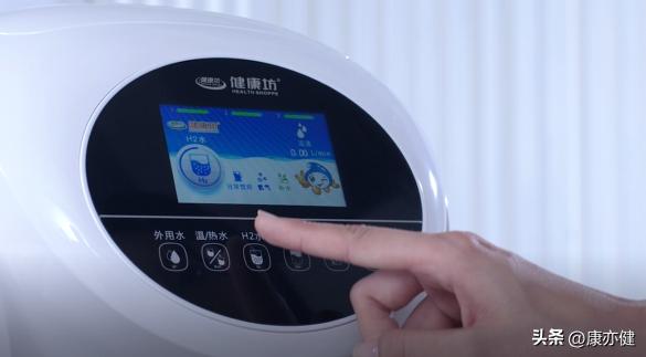 暴雨蓝色预警！健康坊温馨提醒：安全使用产品要注意这些问题！