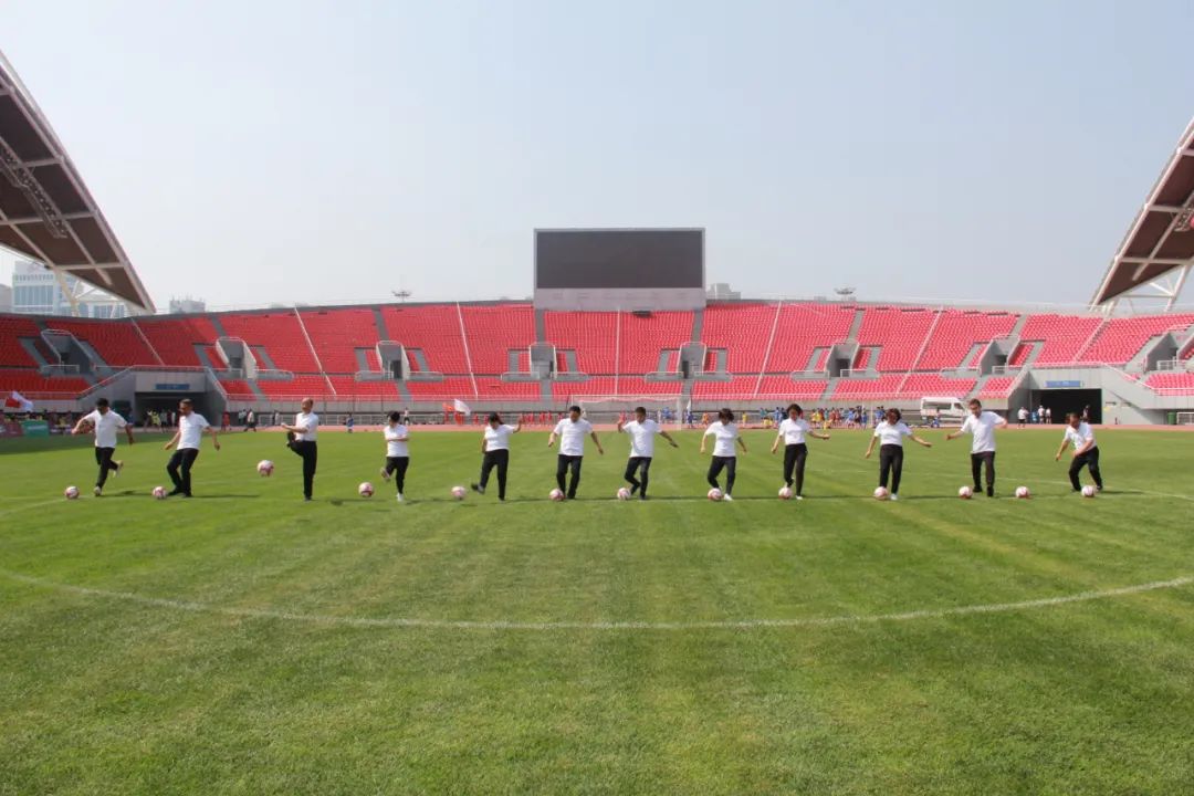 潍坊市足球月开幕式,火红七月主题活动