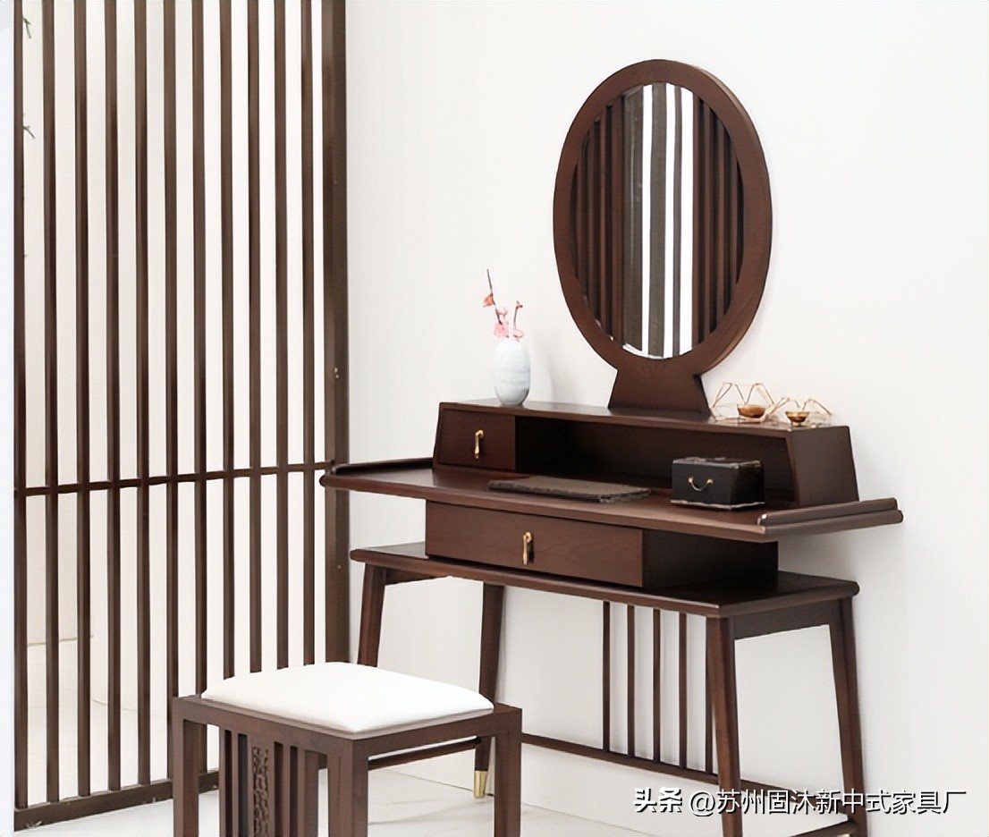 家具是原木风格治愈系小户型,原木家具现代简约风