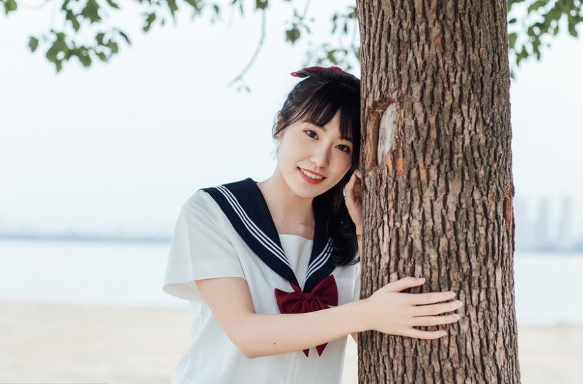 嘴笨的人如何和妹子聊天开场白,嘴笨怎么和女生聊天找话题