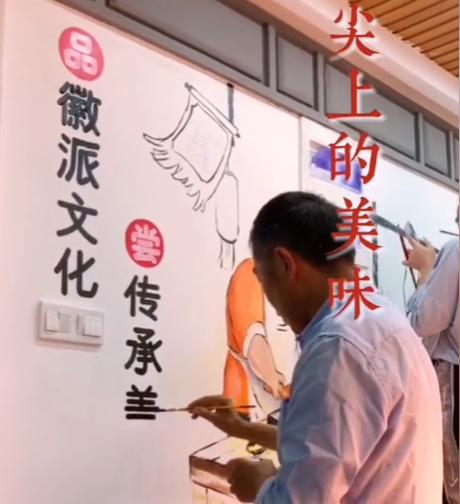 “行走的打印机”任士民：农村大叔靠写字月入过万，被央视点赞