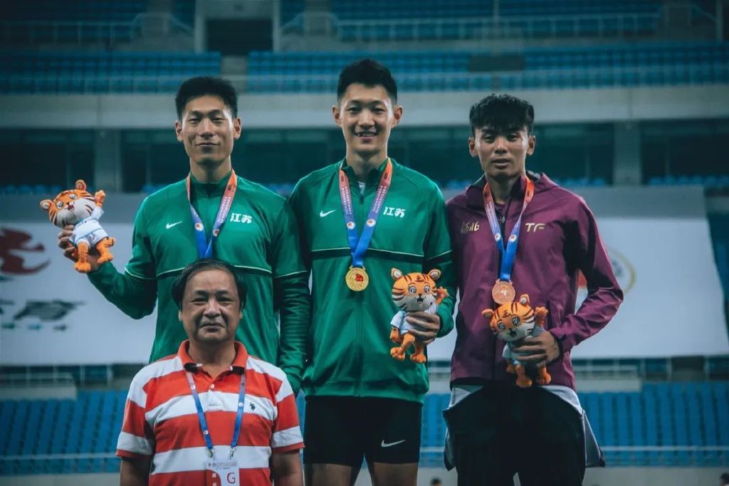 田径百米决赛亚运会,田径冠军奔赴“亚运会”