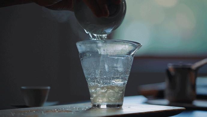 疫情后,他改造150㎡老洋房独处,太太也爱来做客