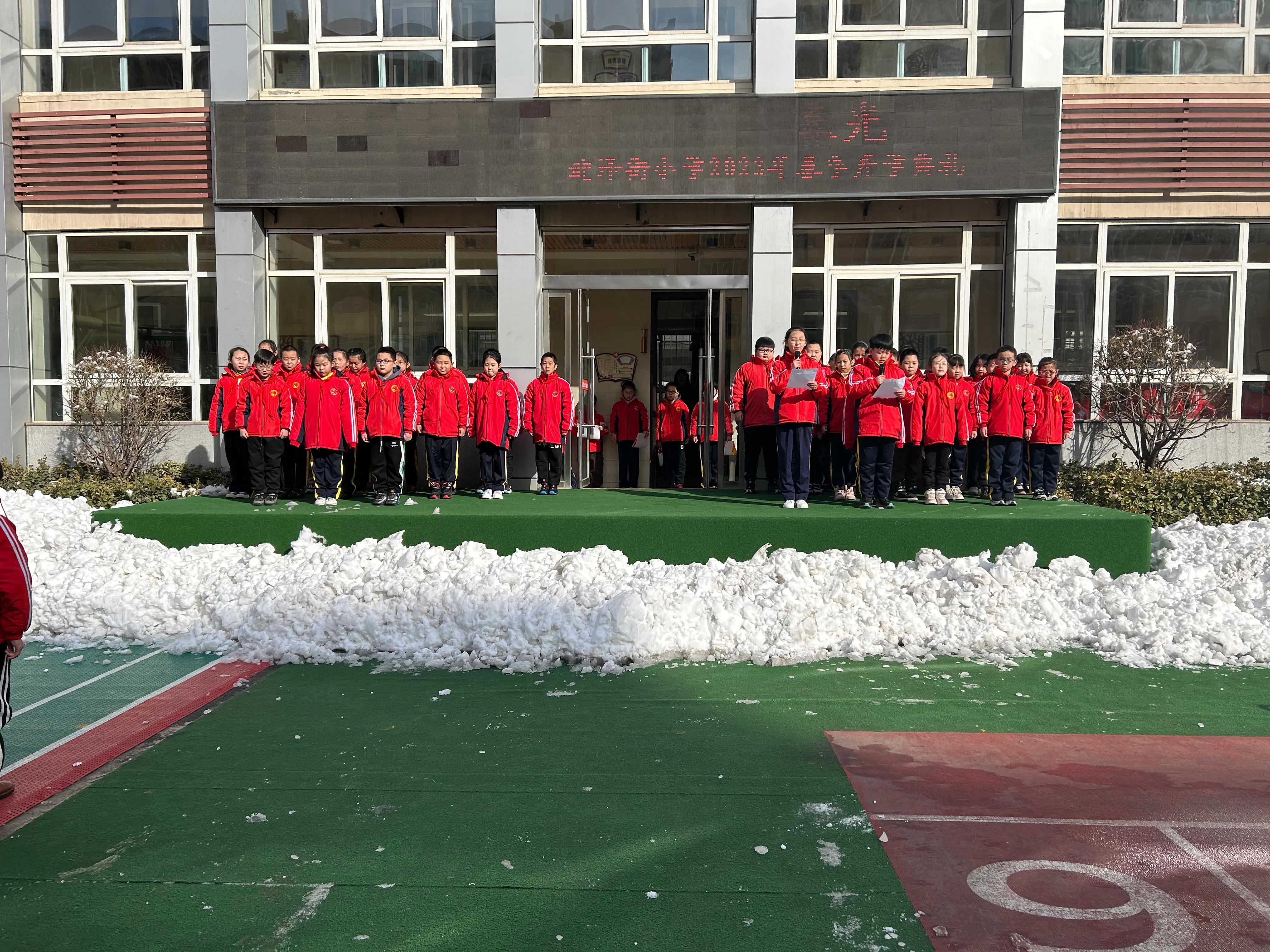 小学生劝学惜时古诗诵读表演,惜时劝学经典诵读表演视频一等奖