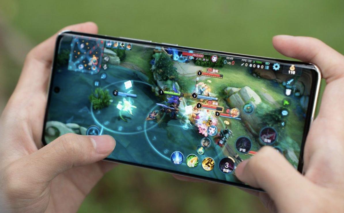 用了三年的华为手机对比苹果手机,用了三年的华为手机建议换手机吗