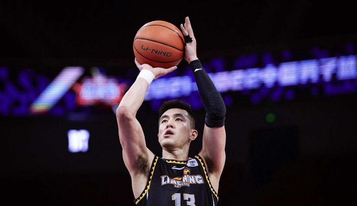 篮球痴汉,郭艾伦痴迷南斯拉夫步