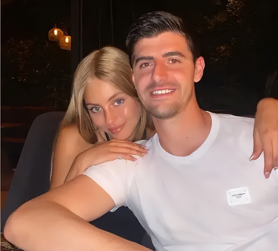 卡塔尔世界杯日本明星太太团来袭,卡塔尔世界杯太太团来袭