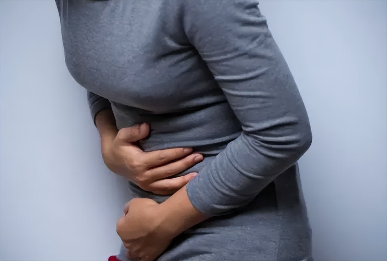 肛裂病人,肛裂是什么毛病的早期信号