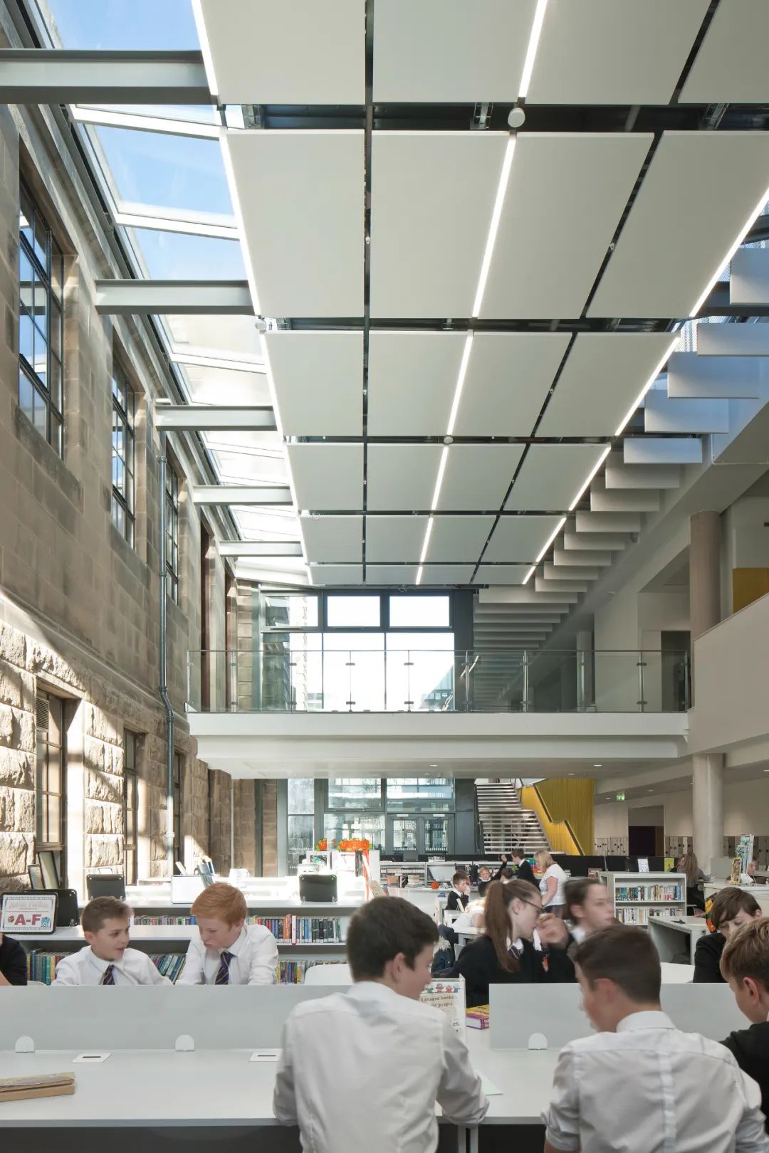 历史遗产的天然教科书｜建在百年历史保护区的学校合集