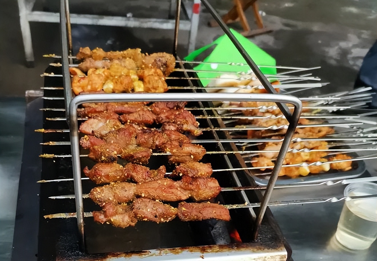 济南和青岛哪里旅游人多,青岛和济南旅游哪里人少