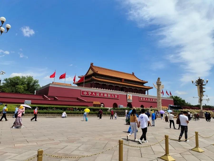 全新疆面积最大的县是哪个,我国面积最大与最小的省级行政区