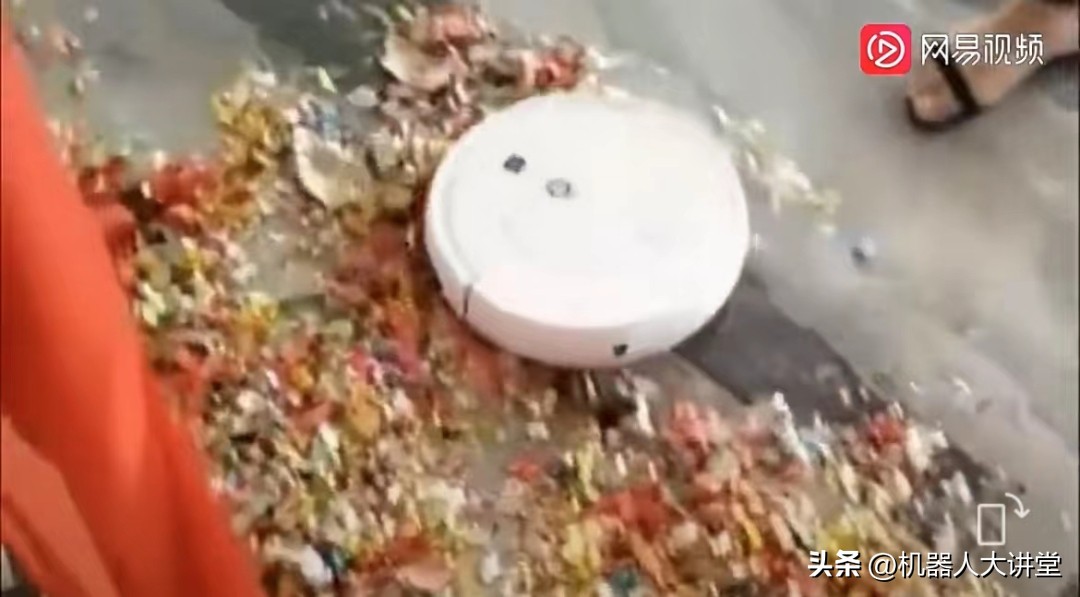 最便宜的扫地机器人多少块钱一个,20元一个扫地机器人