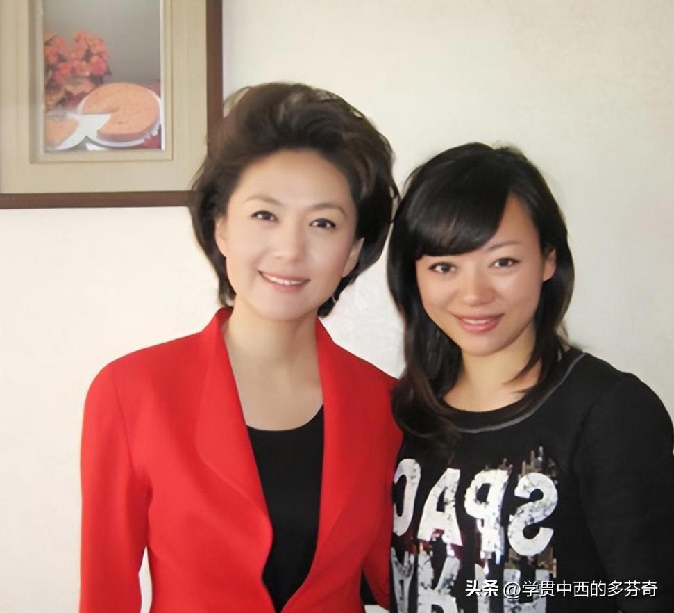 原央视主持人海霞近况,央视主持人海霞有几个儿女