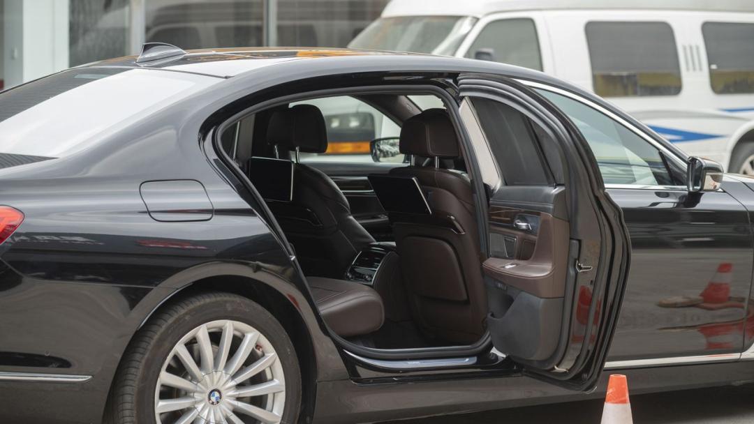 740li宝马二手可以买吗,2010年宝马740li二手价格