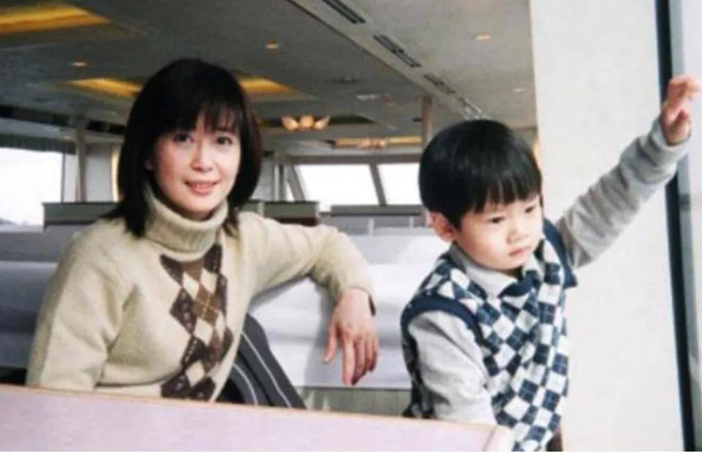 80年代港台最有名气的女歌星,90年代一位可爱的女歌星