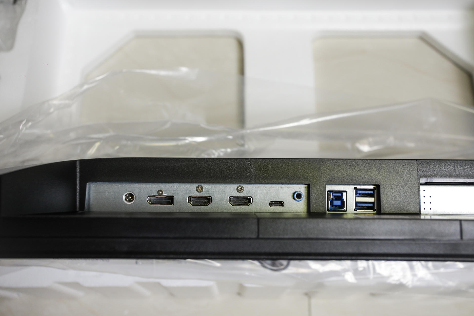 冠捷和优派三星显示器哪个好,4k的显示器优派和冠捷哪个好