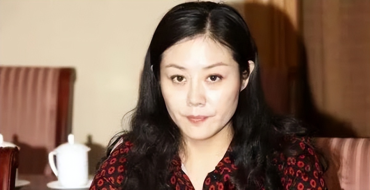 从陈戌源被调查到女厅官落马,谈反腐之路漫漫修行远兮。