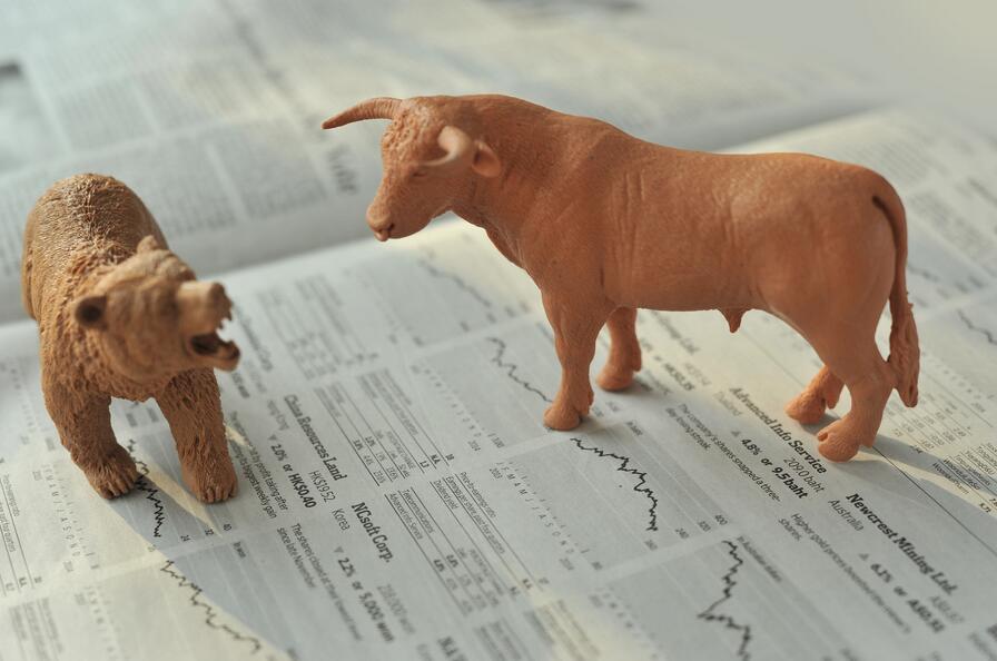 a股指数涨个股跌是什么原因,大盘涨个股跌停是什么原因