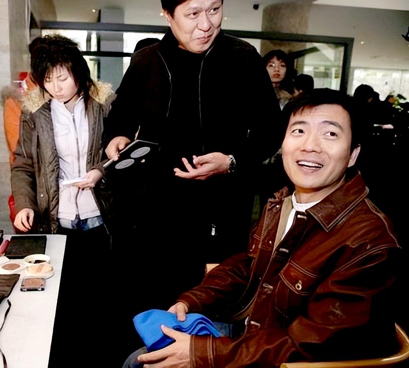 黄健翔为何与前妻离婚,黄健翔离婚案件