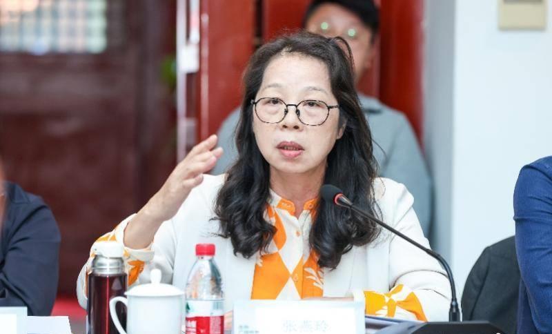 评论家论坛:打破界限,开启全球批评之旅!