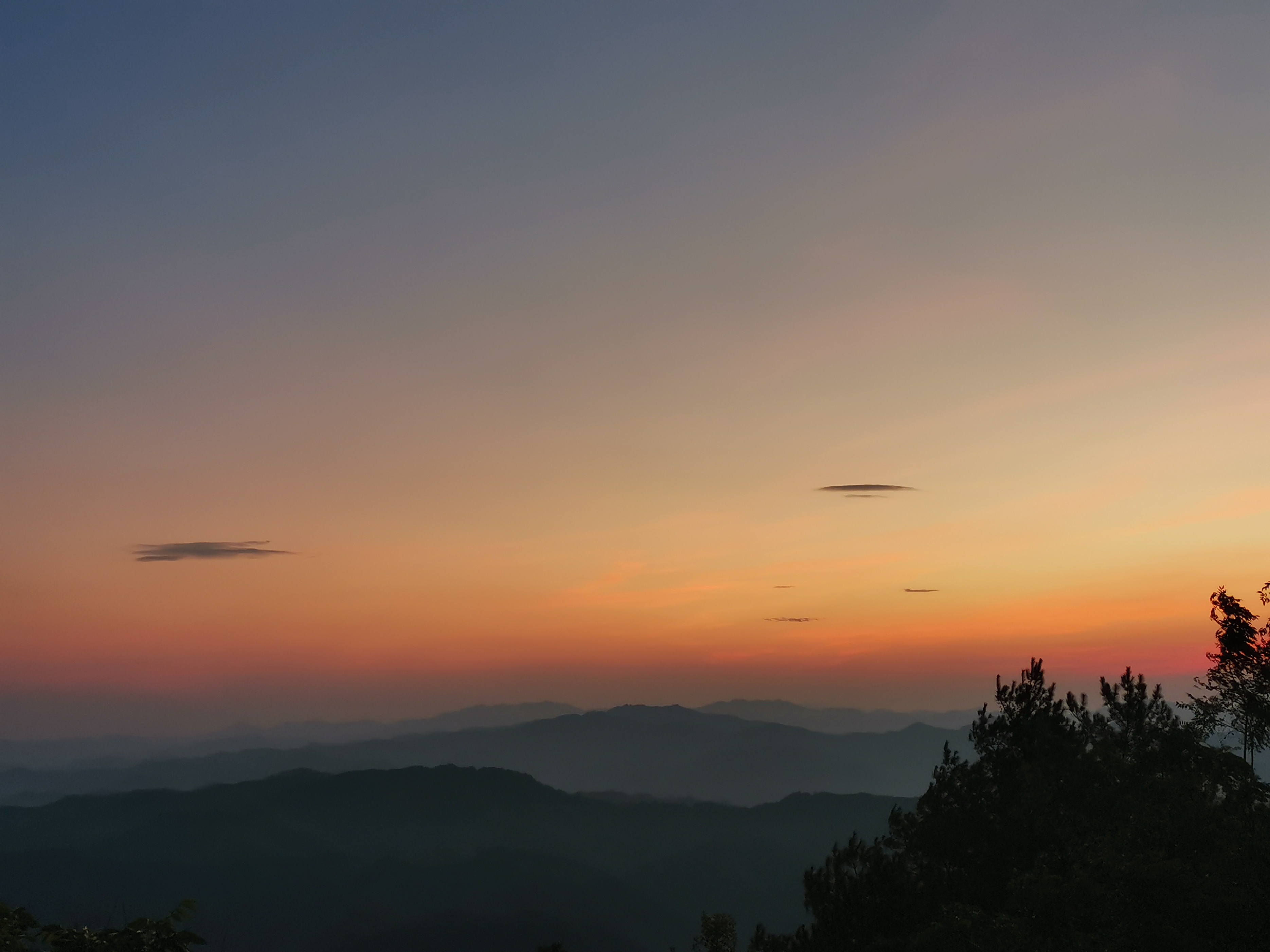 梧州白云山日出最新视频,白云山景区梧州开放时间