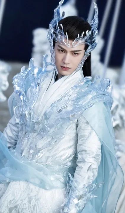 虞书欣雷人造型,虞书欣少女感造型盘点