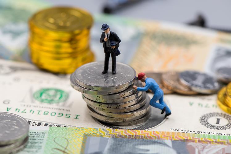 去银行存大额存单,女子银行存5万被要求出收入证明