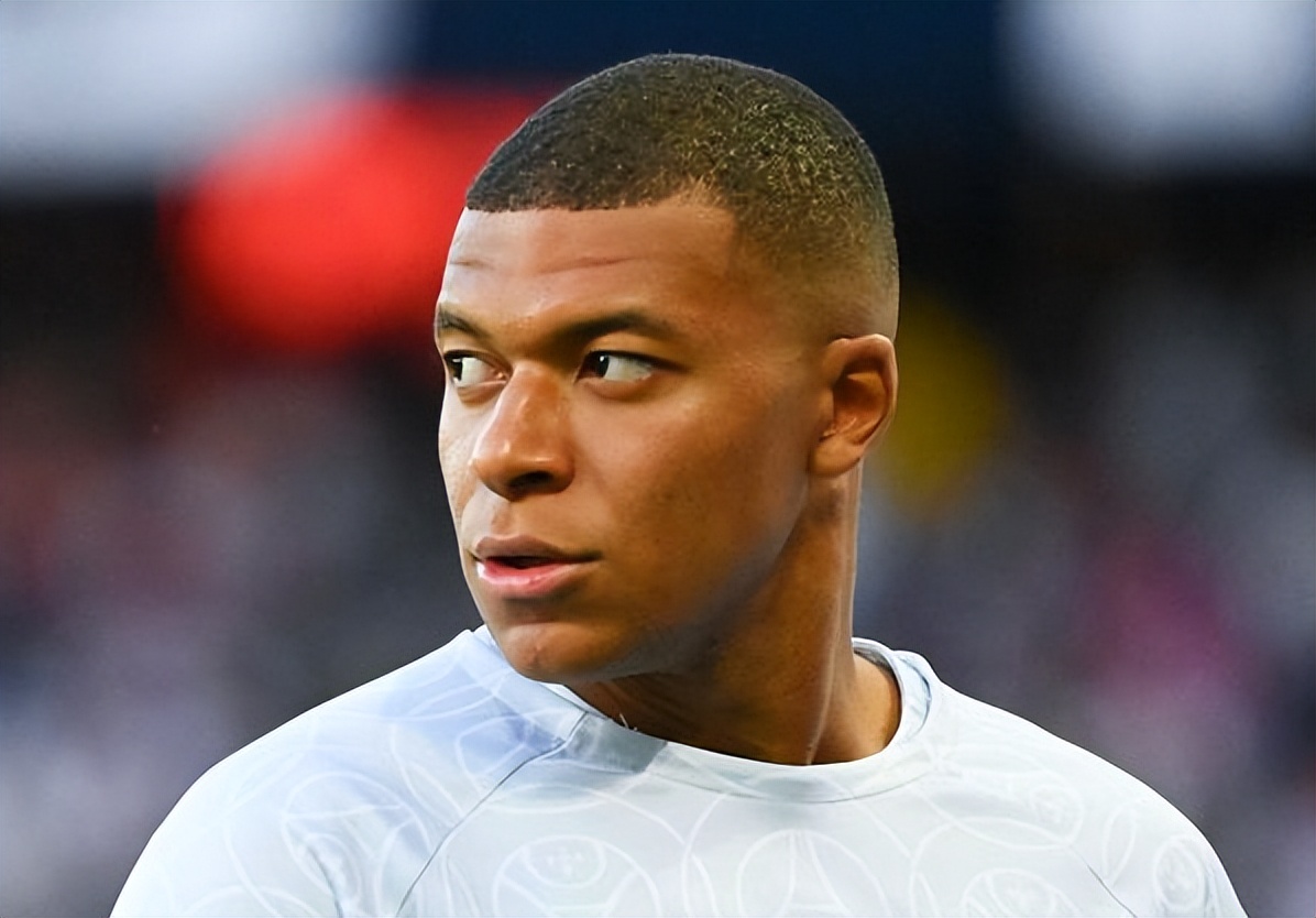 担任总监，又一个姆巴佩？豪门中场获主席认可，盼球员进入管理层