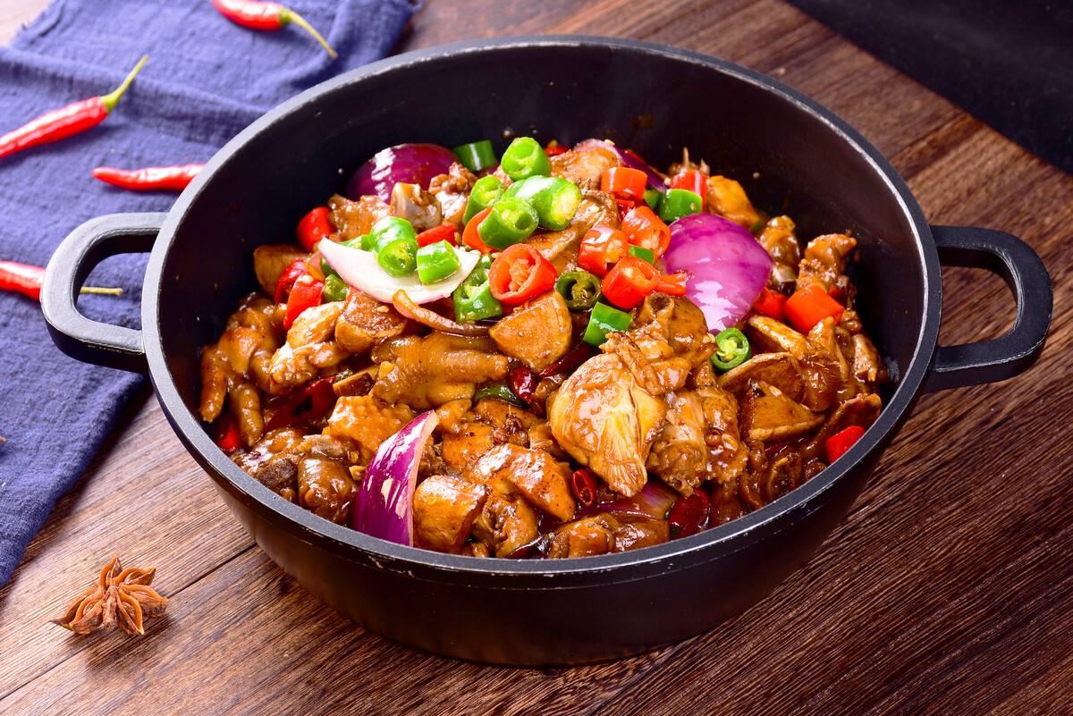 九种功能网红锅,网红锅一般都是什么锅