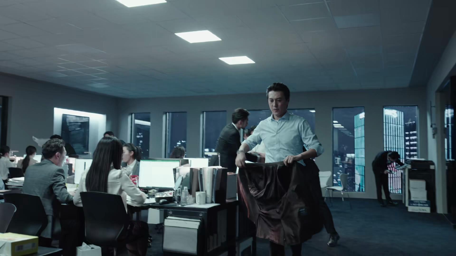 明明演技烂，还被硬捧成实力派，2023刚开年，这6位演员就露了馅