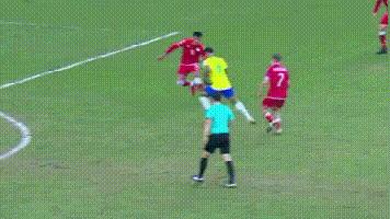 世青赛阿根廷3-0英格兰,05年世青赛半决赛阿根廷vs巴西