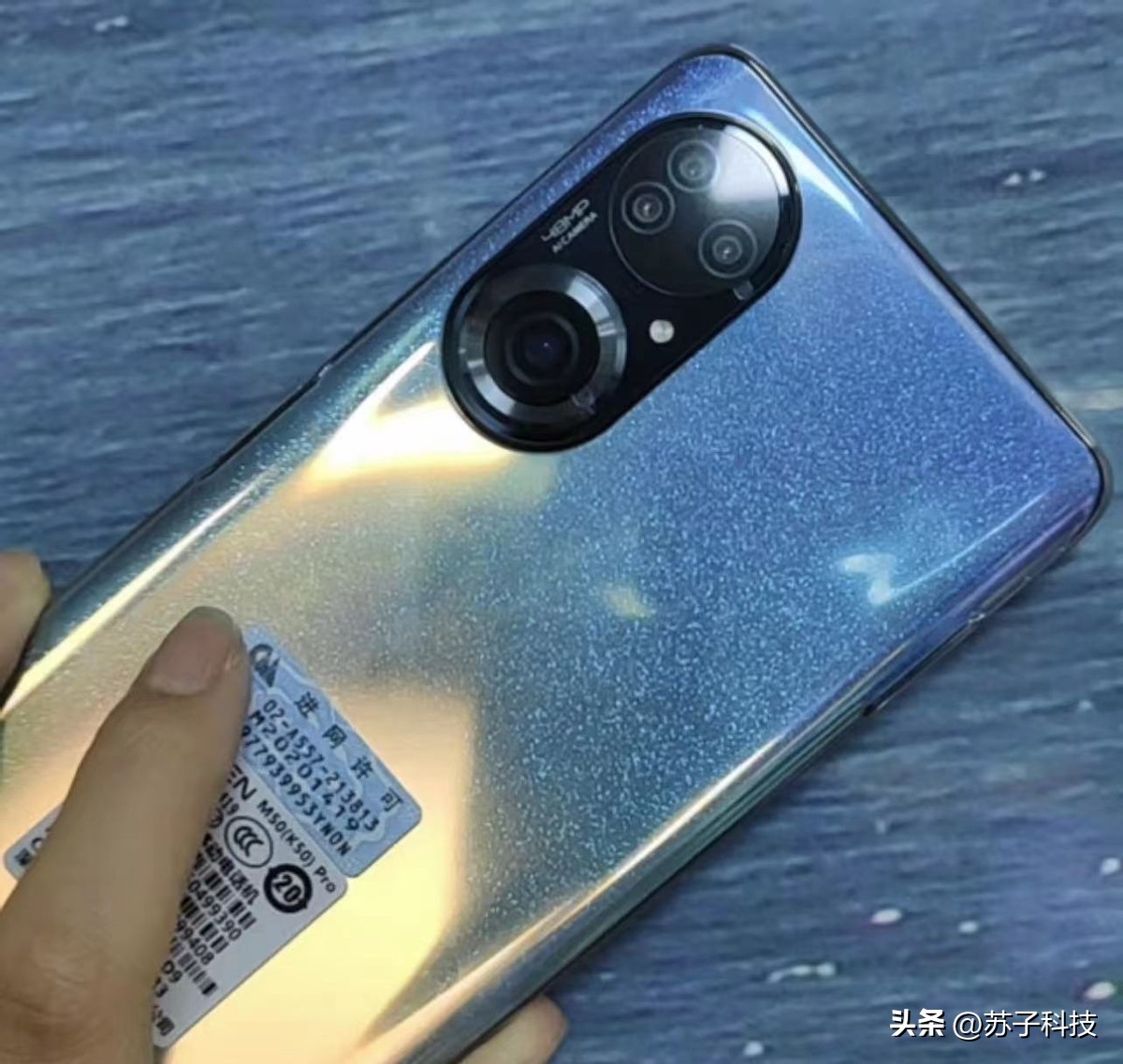 2k分辨率1080p手机,2k分辨率165hz曲面屏