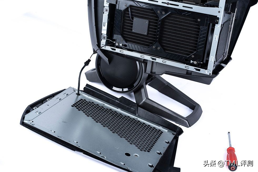 旗舰级游戏电脑微星宙斯盾ti5,微星宙斯盾ti512代评测