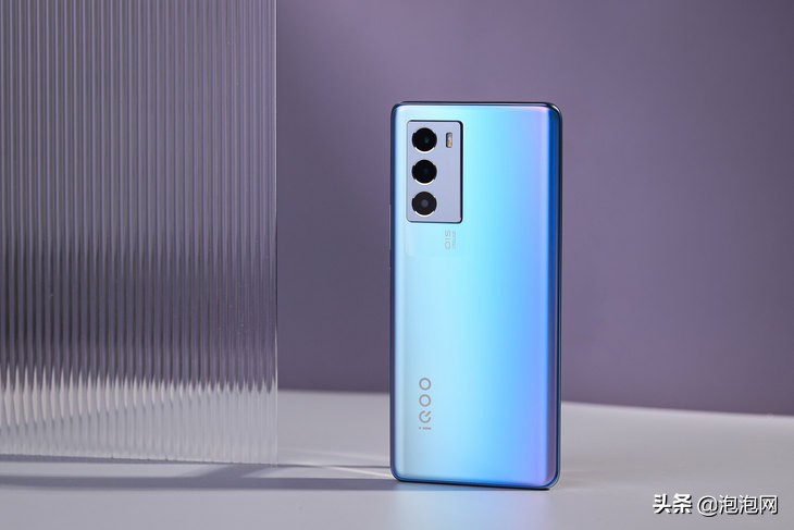 iqooneo5s骁龙888,iqooneo5s骁龙888是增强版吗