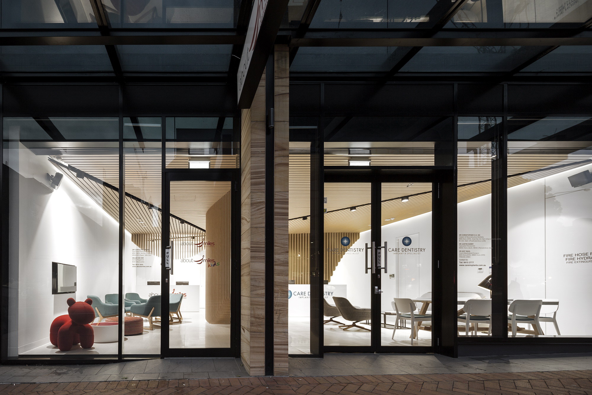 口腔诊所设置三台牙椅有什么要求,口腔诊所四台牙椅需要多大面积