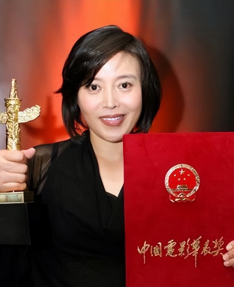 刘晓庆唐国强张纪中巅峰对决,刘晓庆唐国强最新消息