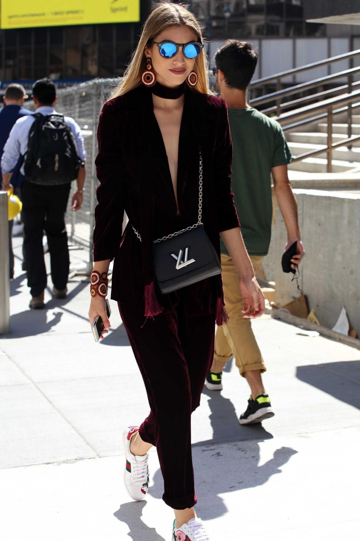 一年四季都适合穿的板鞋,板鞋到底买哪一款好穿好打理