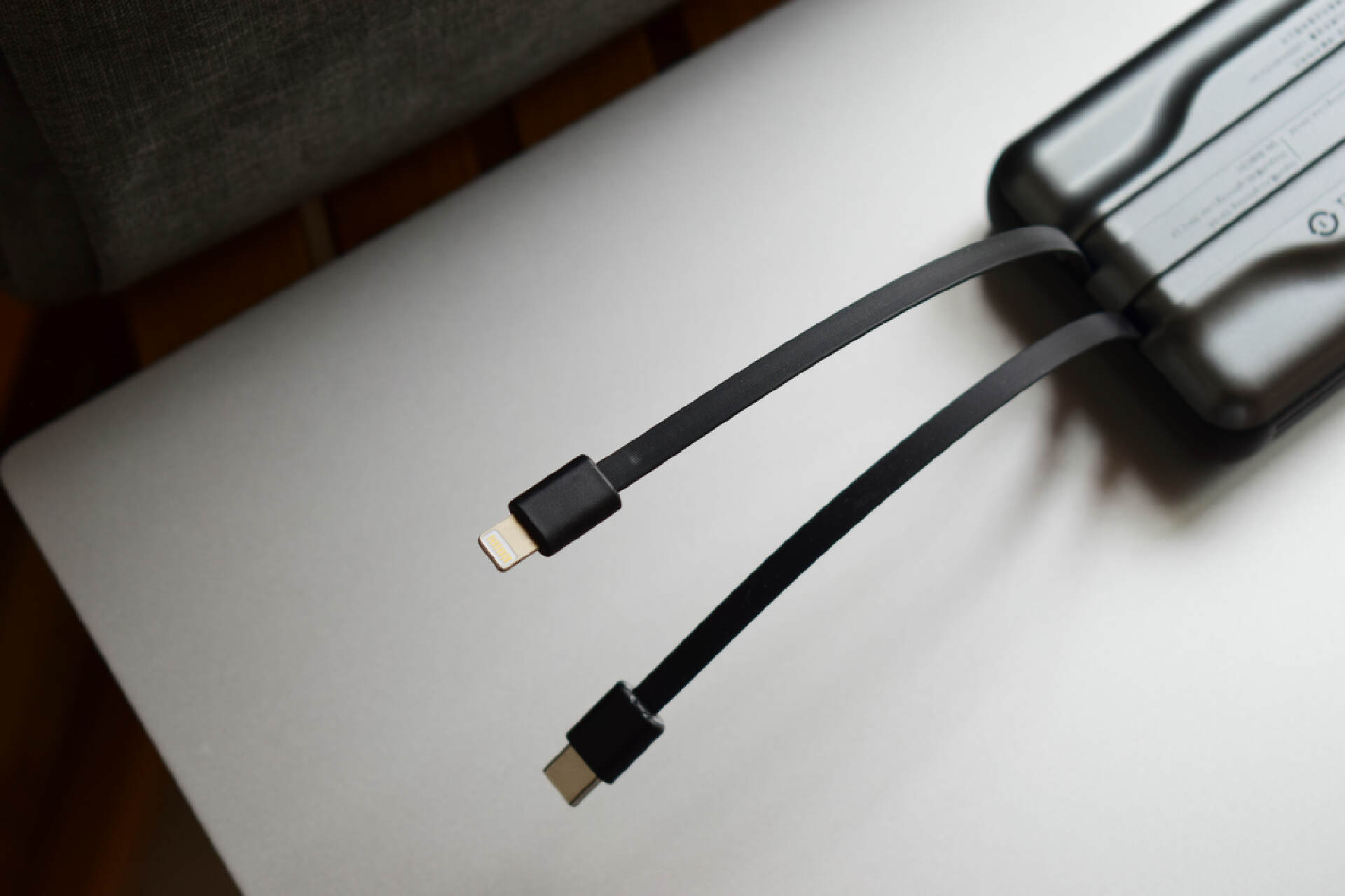 羽博充电宝10000评测,羽博66w快充线评测