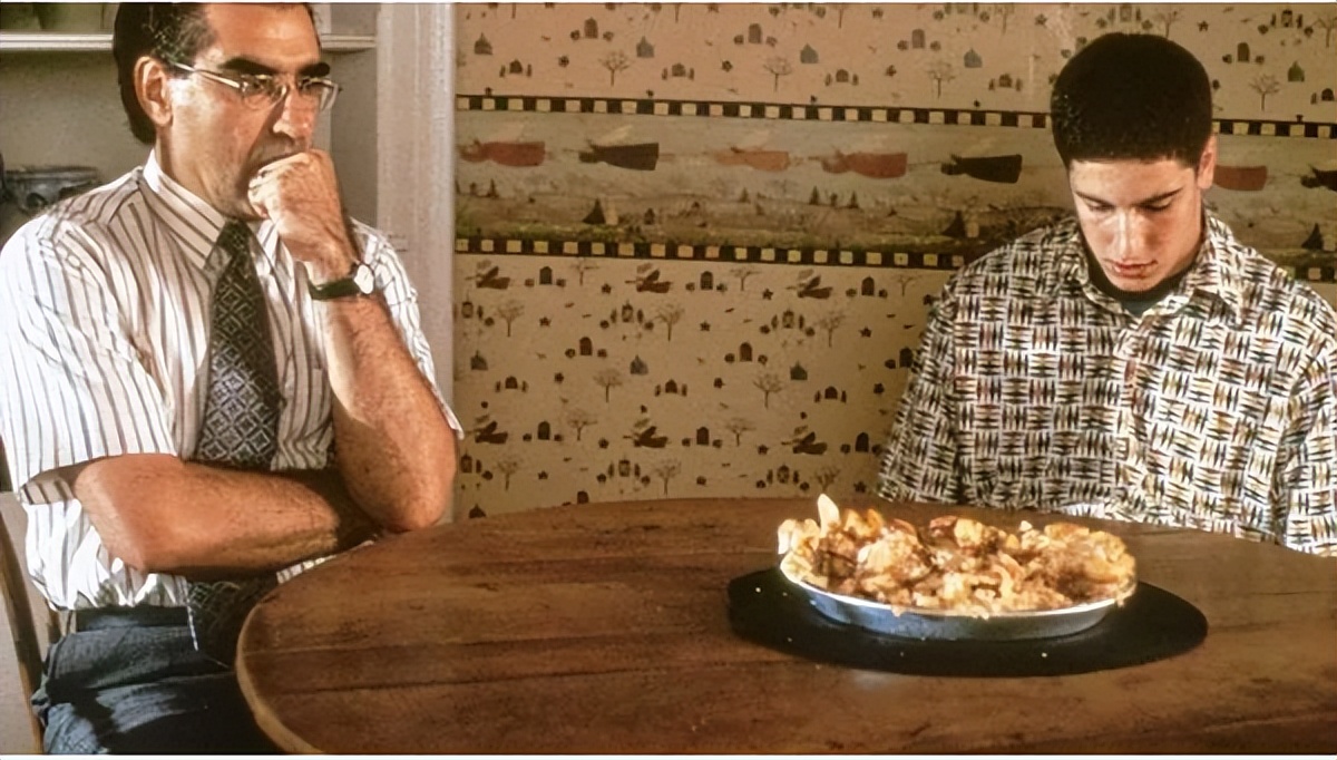 上外一男生被警方带走：品学兼优，给女同学下“*药春**”？