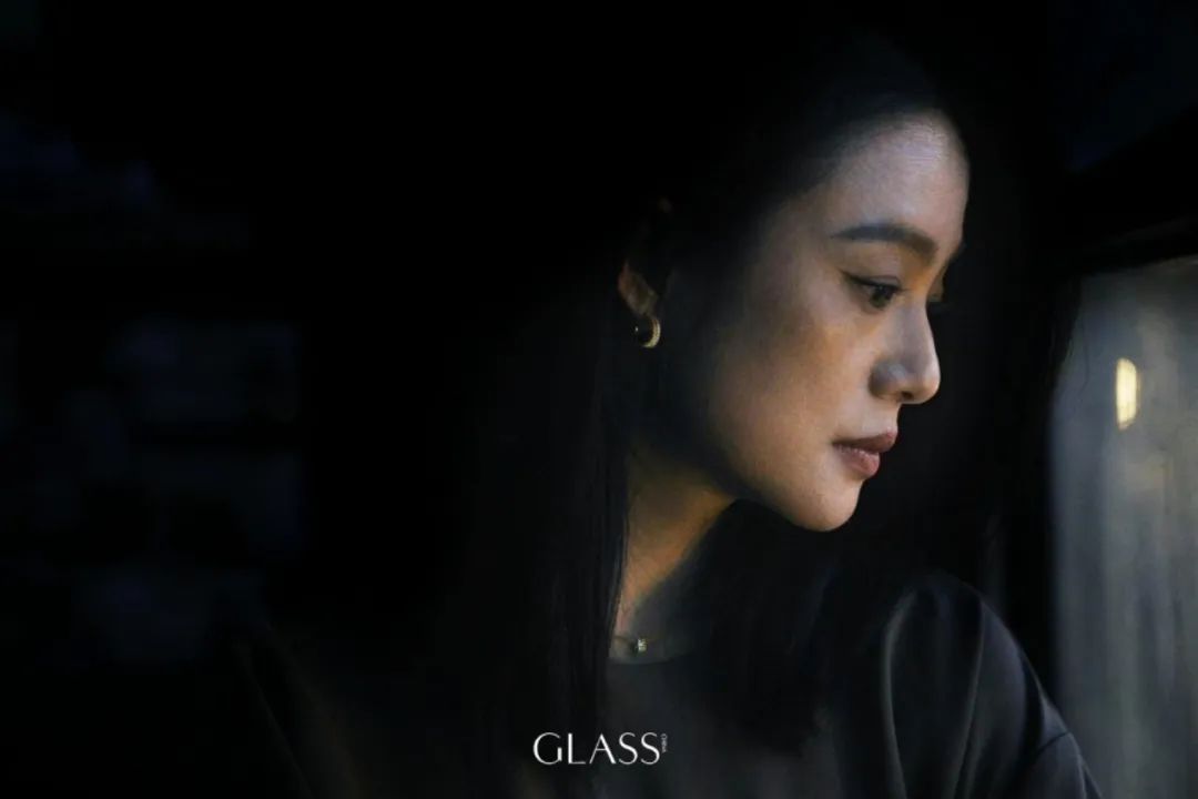 姜文周韵写真图片,姜文老婆周韵绝美瞬间