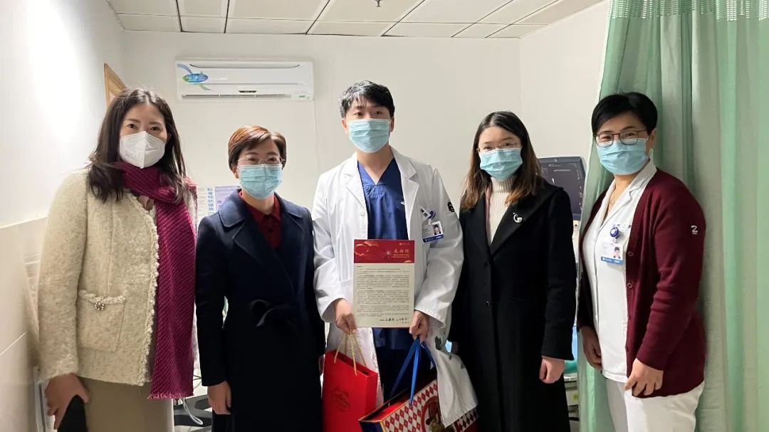 致敬国寿坚守岗位工作的人,致敬春节坚守在岗的同事们