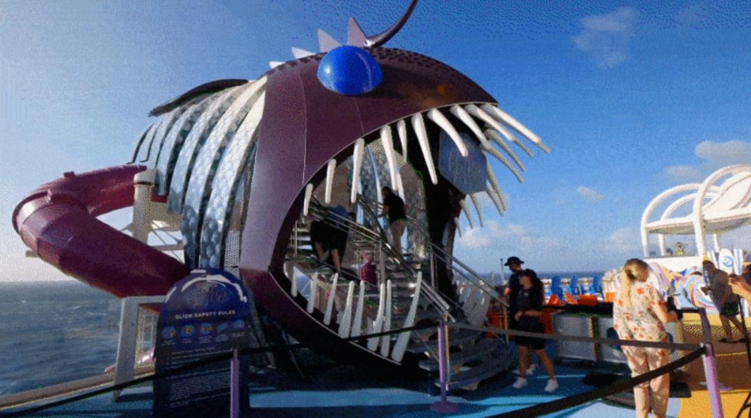 全球最大豪华邮轮,全球最大的豪华游轮有多大