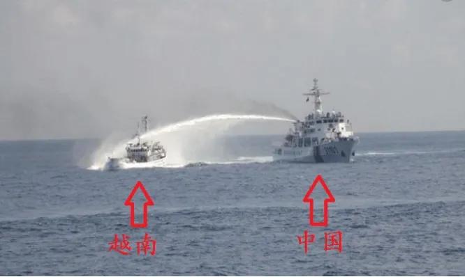 中国海警船在南海执法,南海海警船与菲律宾对峙
