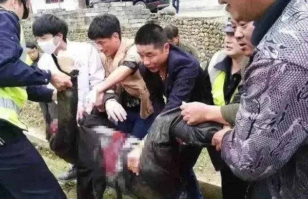 洛阳三轮车开始拆棚子了吗,洛阳个人急卖二手带棚三轮车