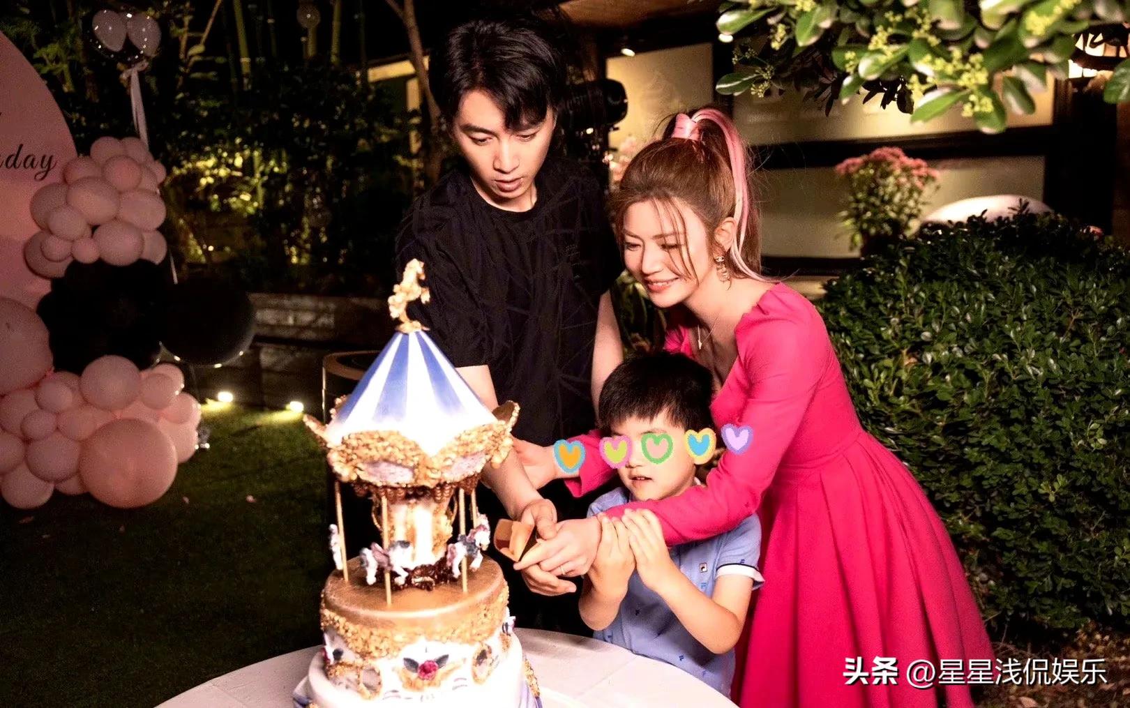 陈妍希带儿子去迪士尼,陈妍希机场带儿子